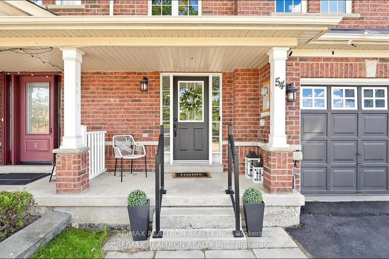 54 Panama Place photo 2