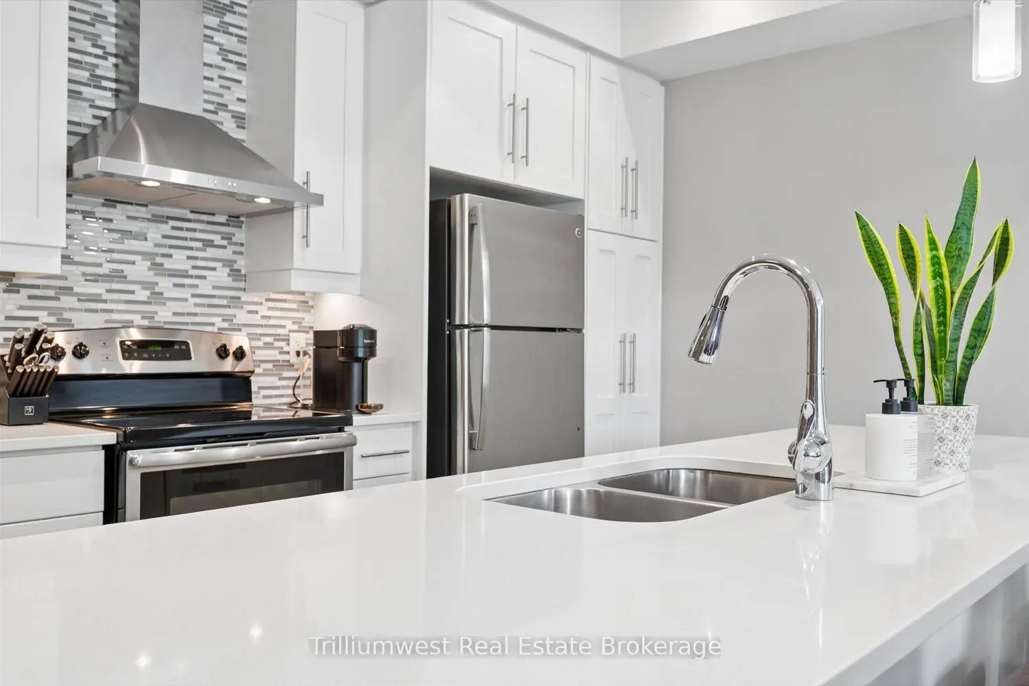 32 Arkell Road 9 photo 4