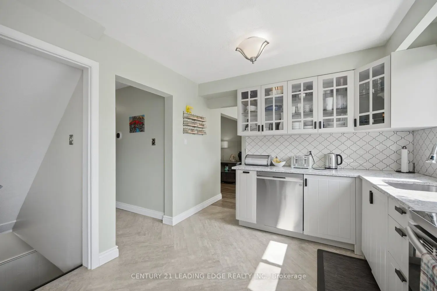 108 Millard Street photo 5