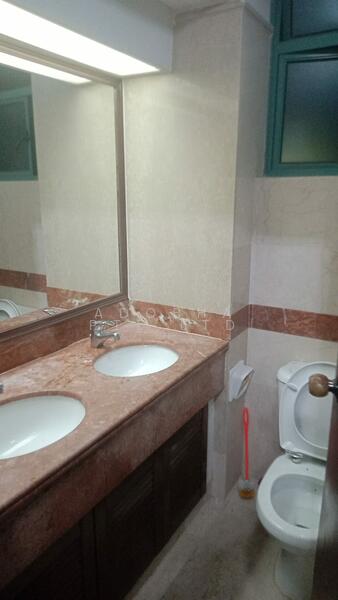 698 Upper Changi Road East photo 5