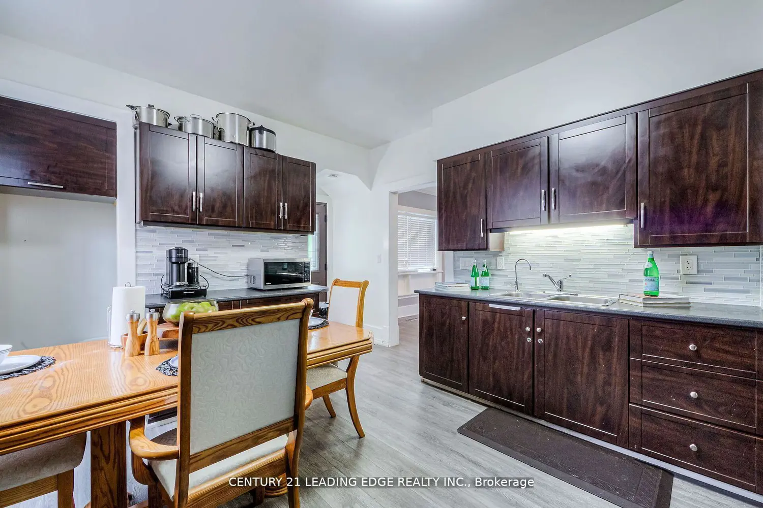 214 Aylmer Street photo 4