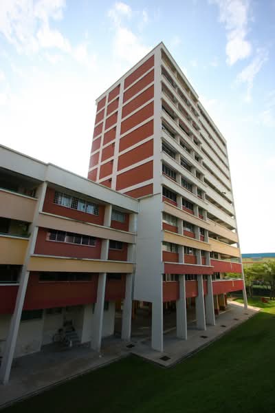 329 Serangoon Avenue 3 photo 4