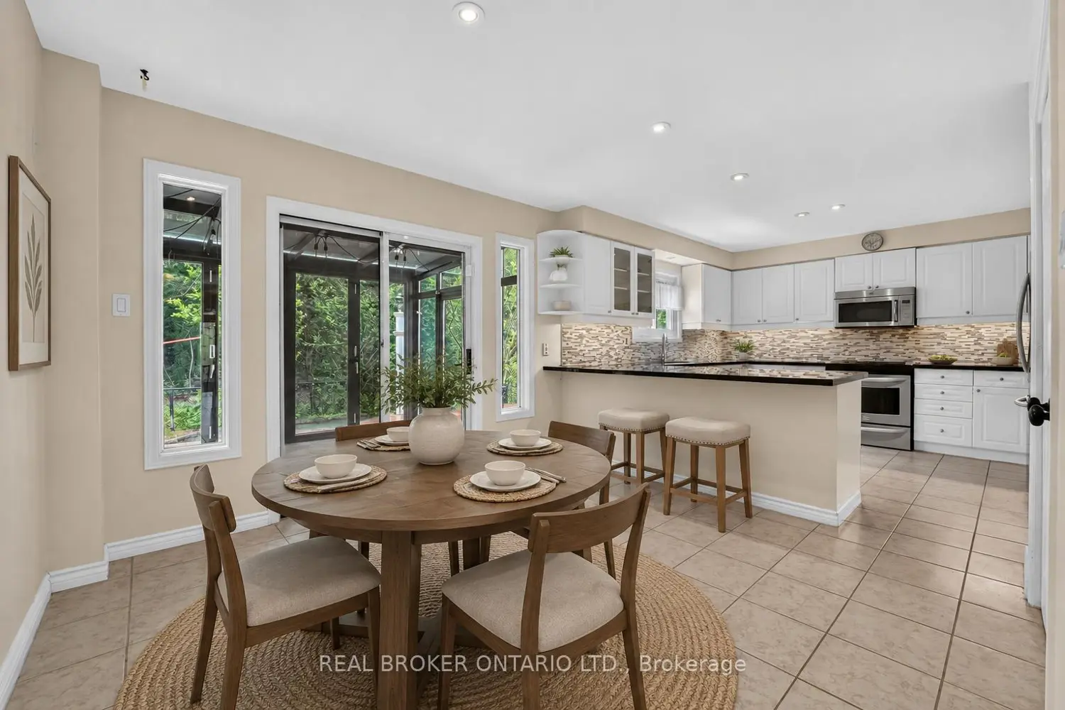 2152 Grand Ravine Drive photo 4