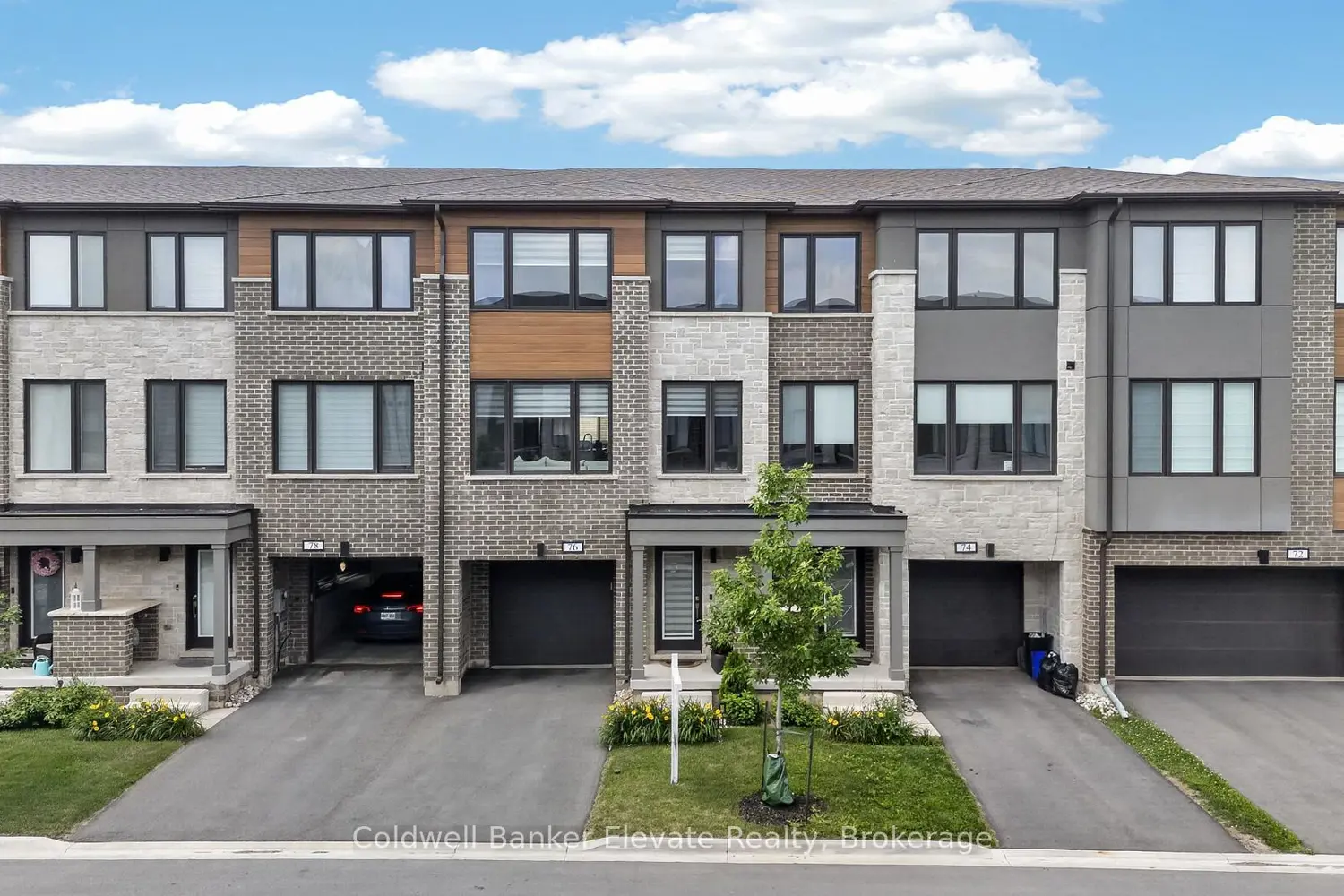 76 Windtree Way