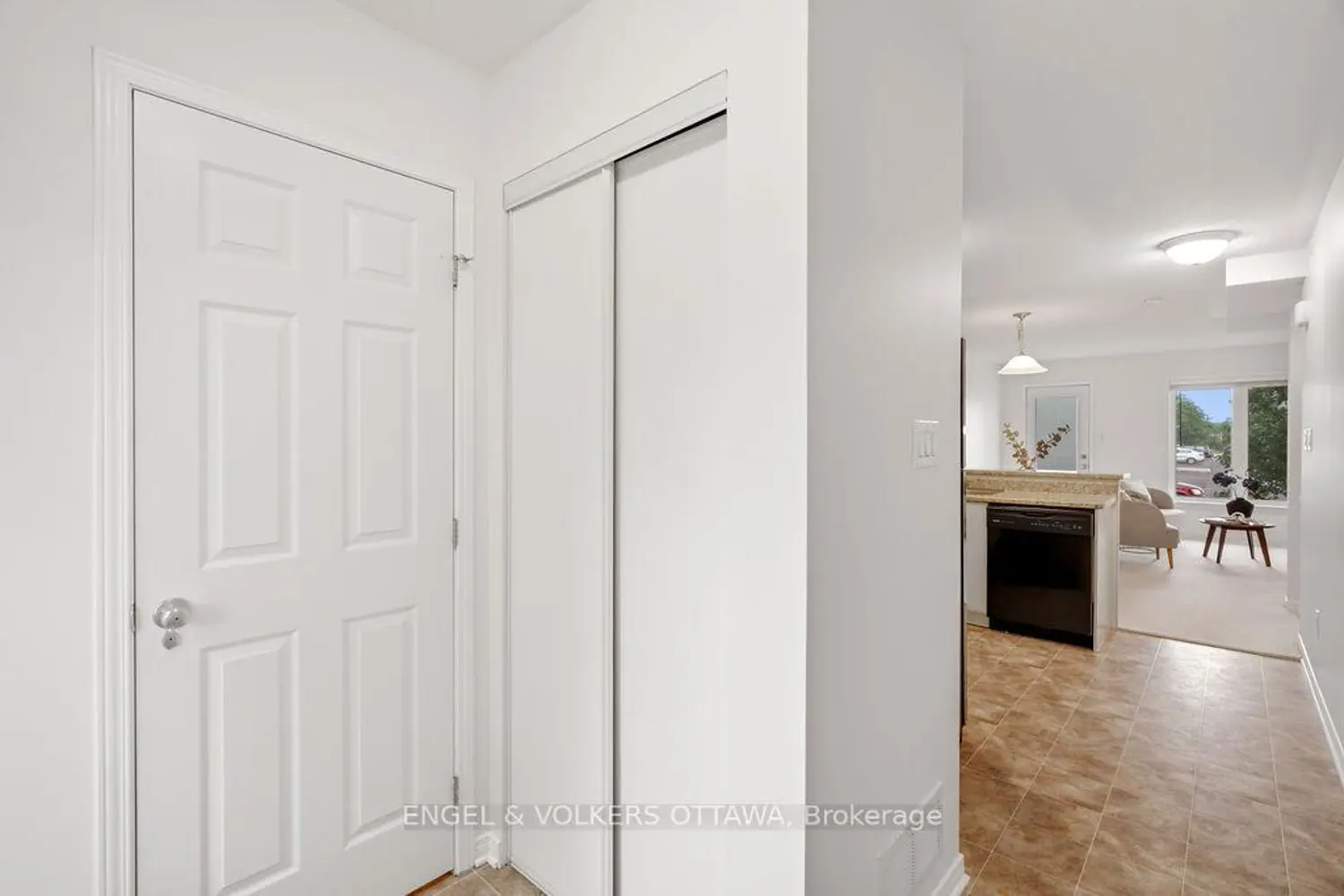 270 Espin Heights photo 5