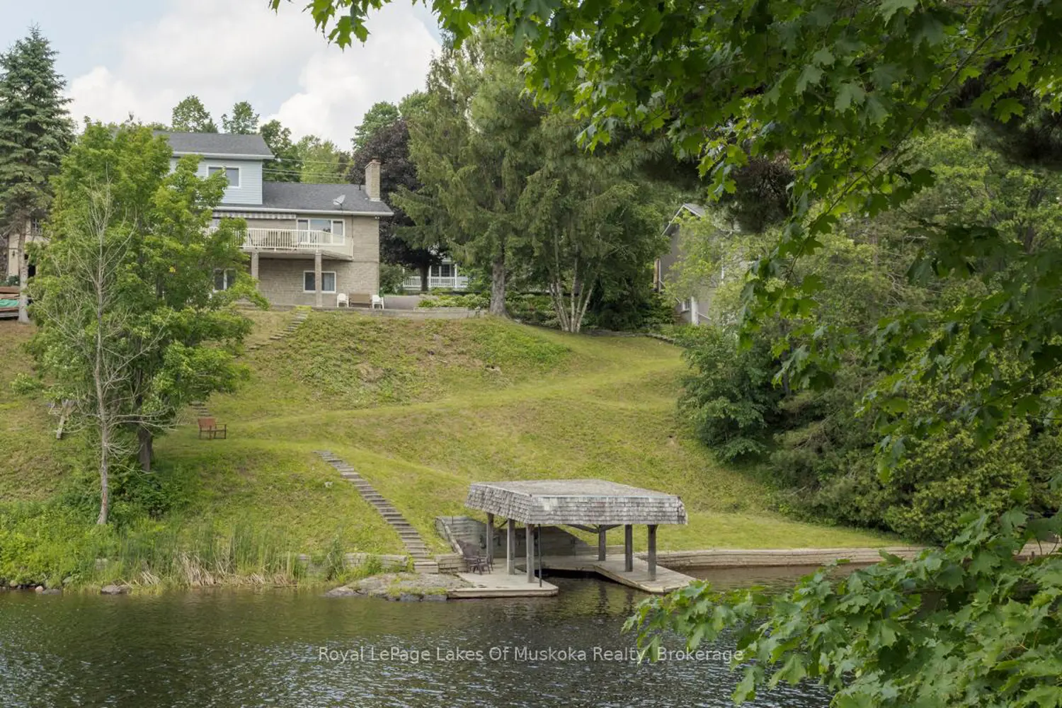 110 Dill Street photo 5