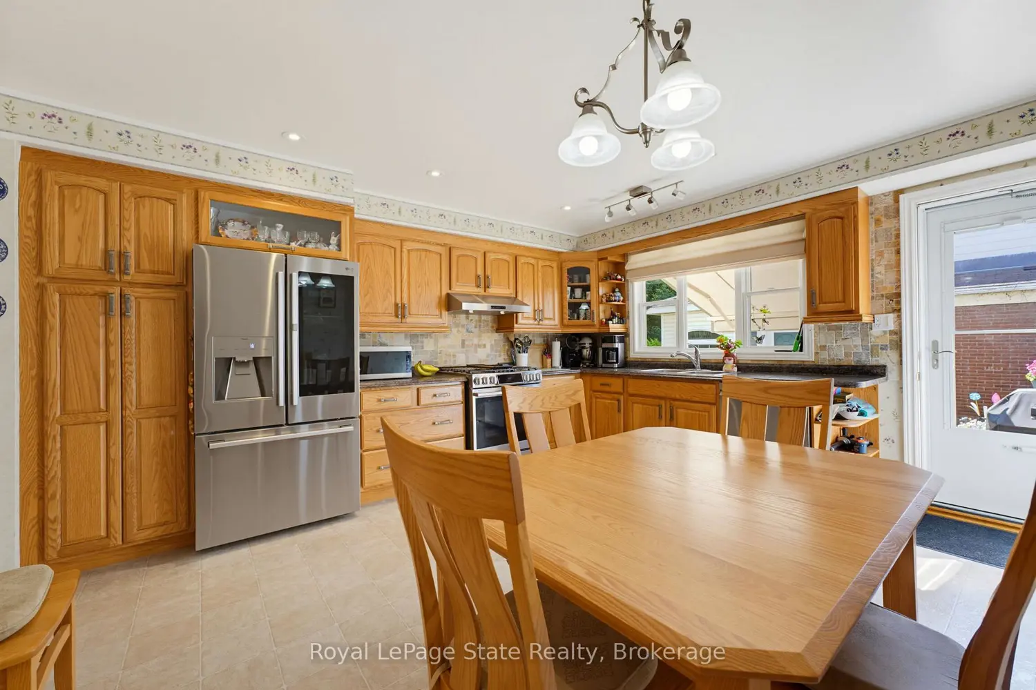 4078 Stephanie Street photo 4