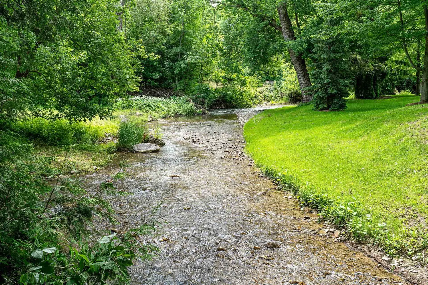 640 Mountain Road photo 2