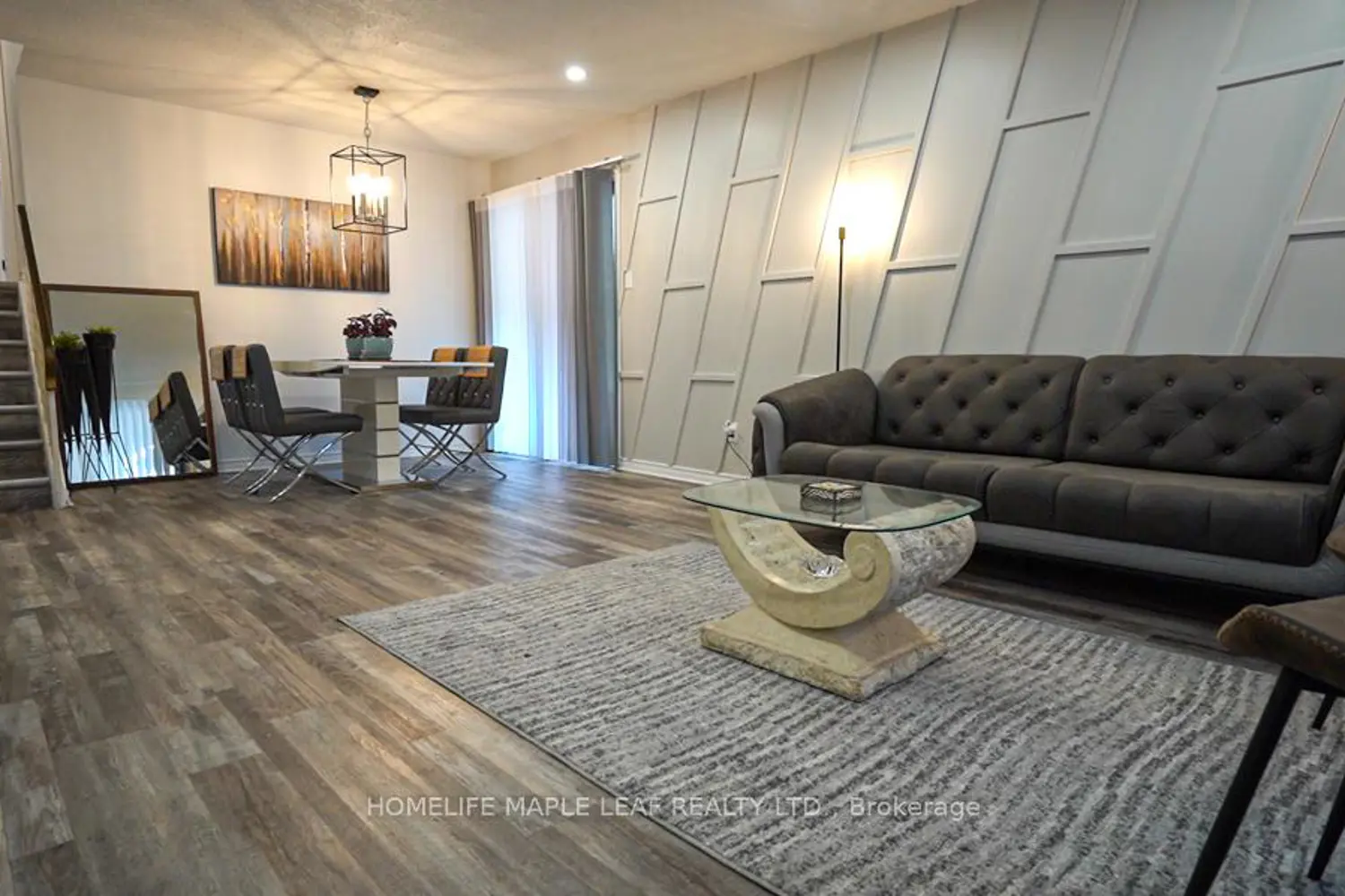 147 Muriel Crescent photo 3