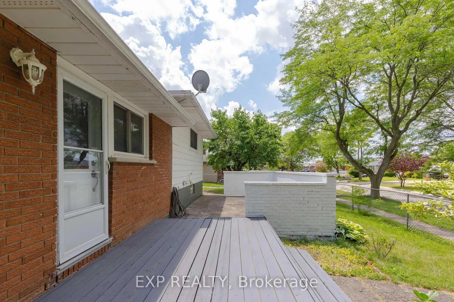 7116 Centennial Street photo 2