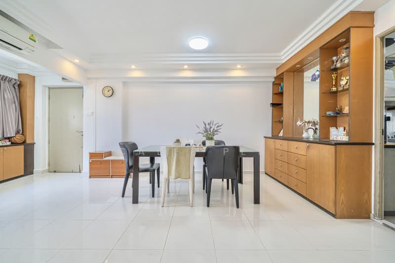 706 Pasir Ris Drive 10 photo 5
