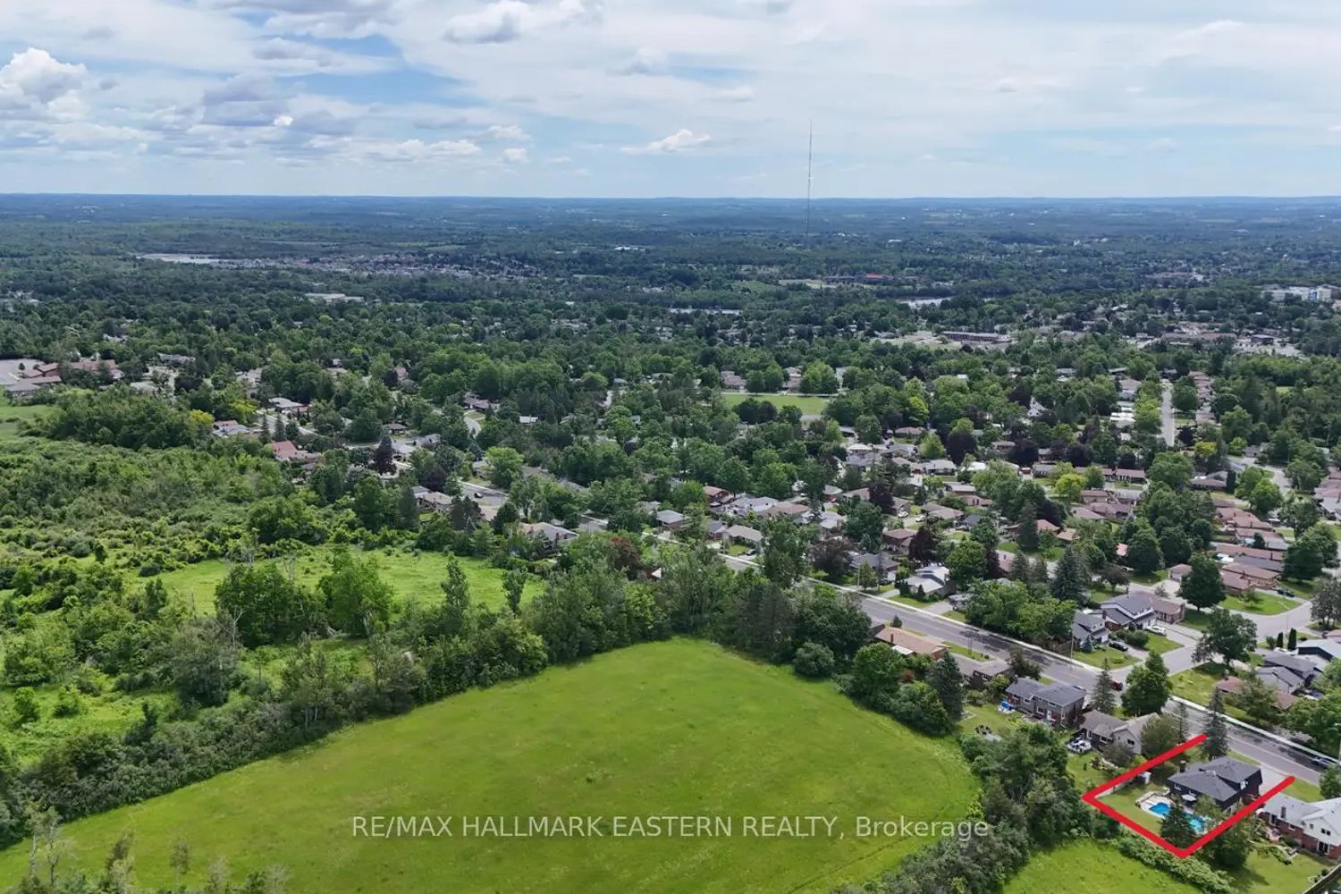 1000 Cumberland Avenue photo 2