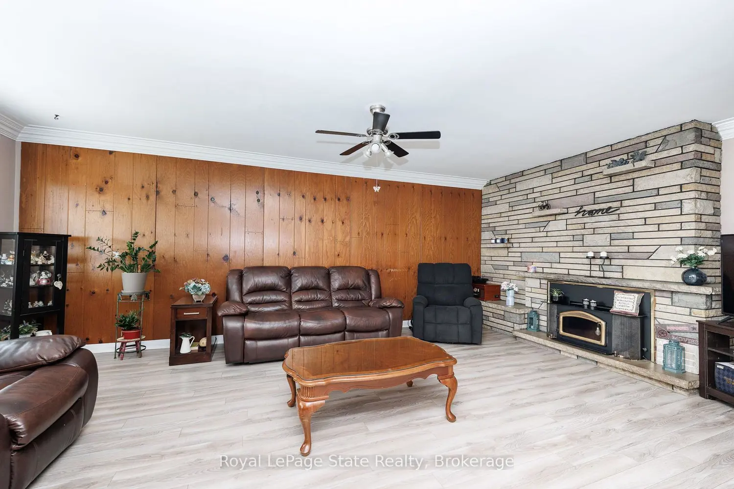 249 Mcneilly Road photo 3