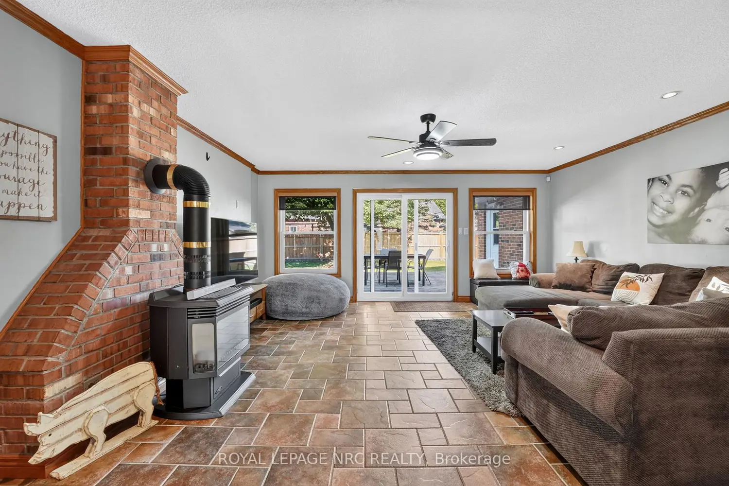 979 Crescent Road photo 2