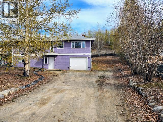 633 YATES CRESCENT