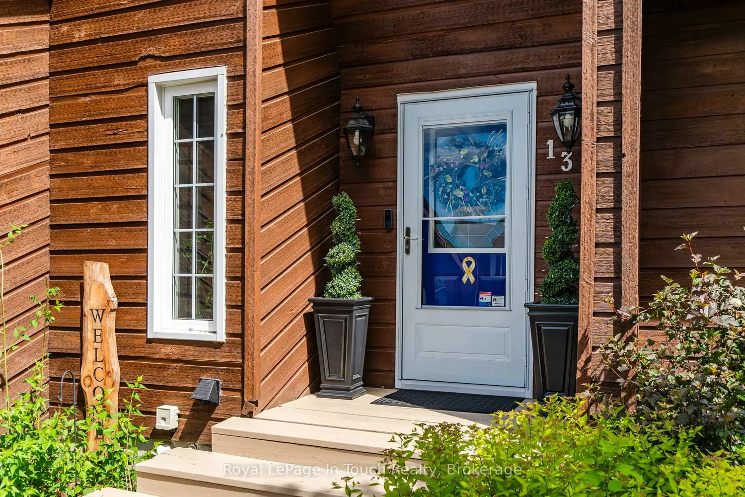 13 Hallen Drive photo 4