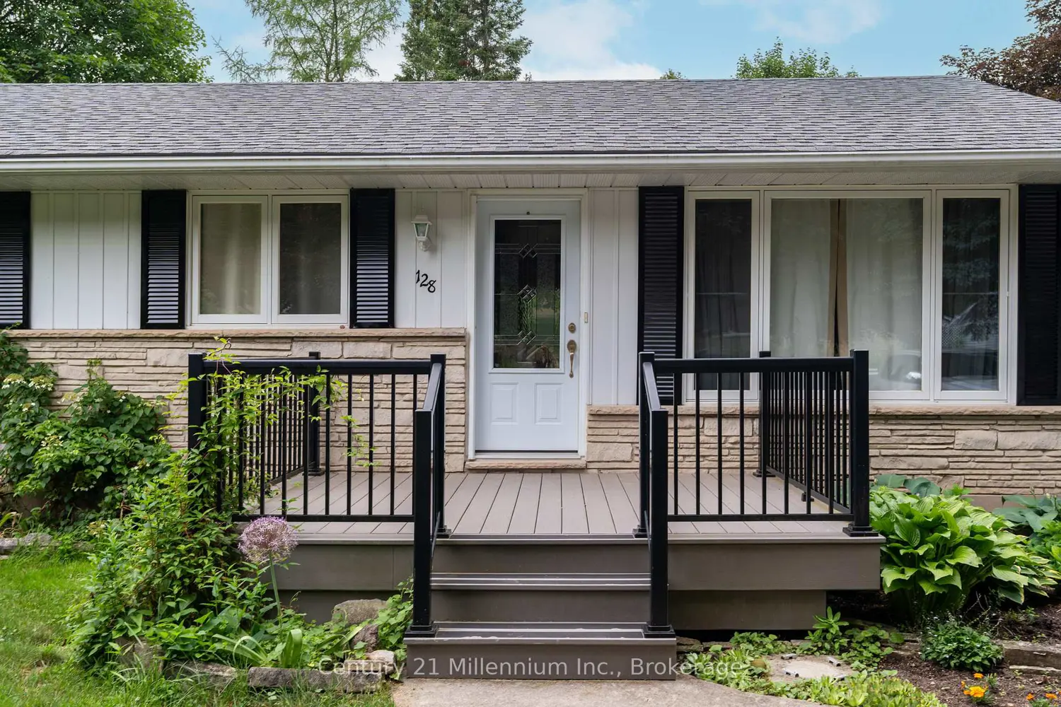 128 7Th Avenue photo 2