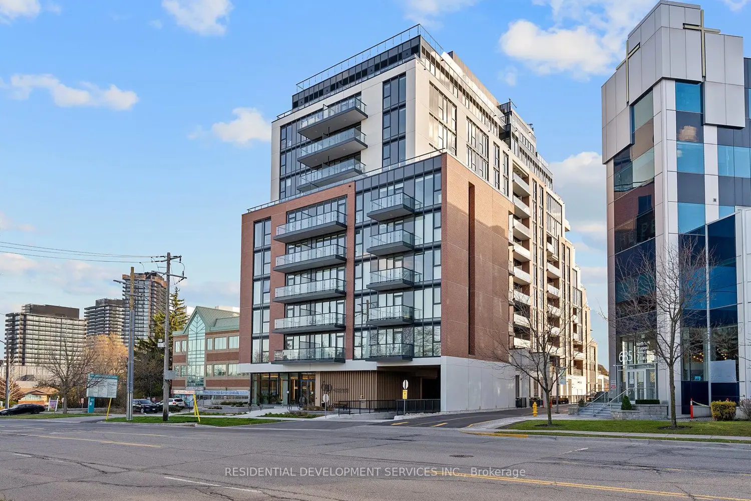 699 Sheppard Avenue 507