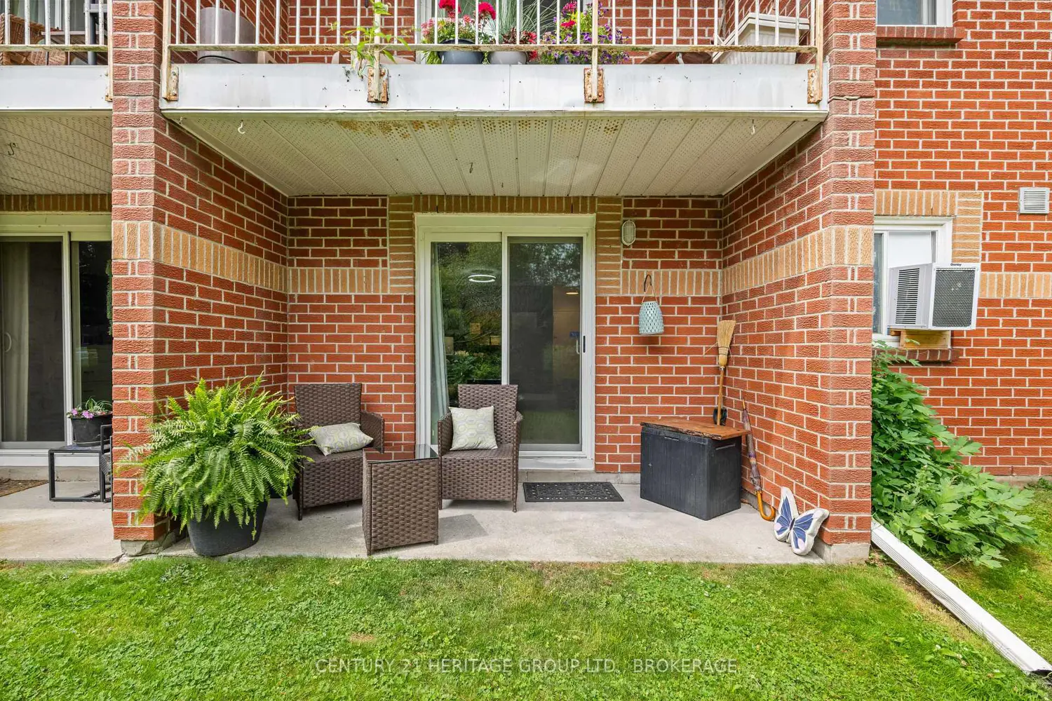 573 Armstrong Road 114 photo 2