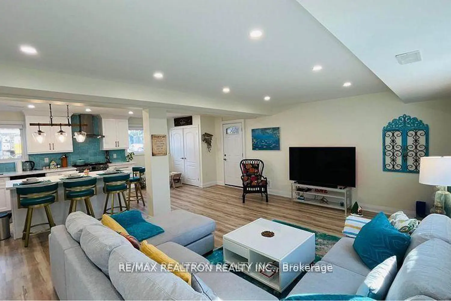 2306 Crystal Beach Road photo 4