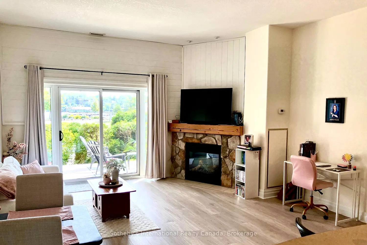 110 Steamship Bay Road 102