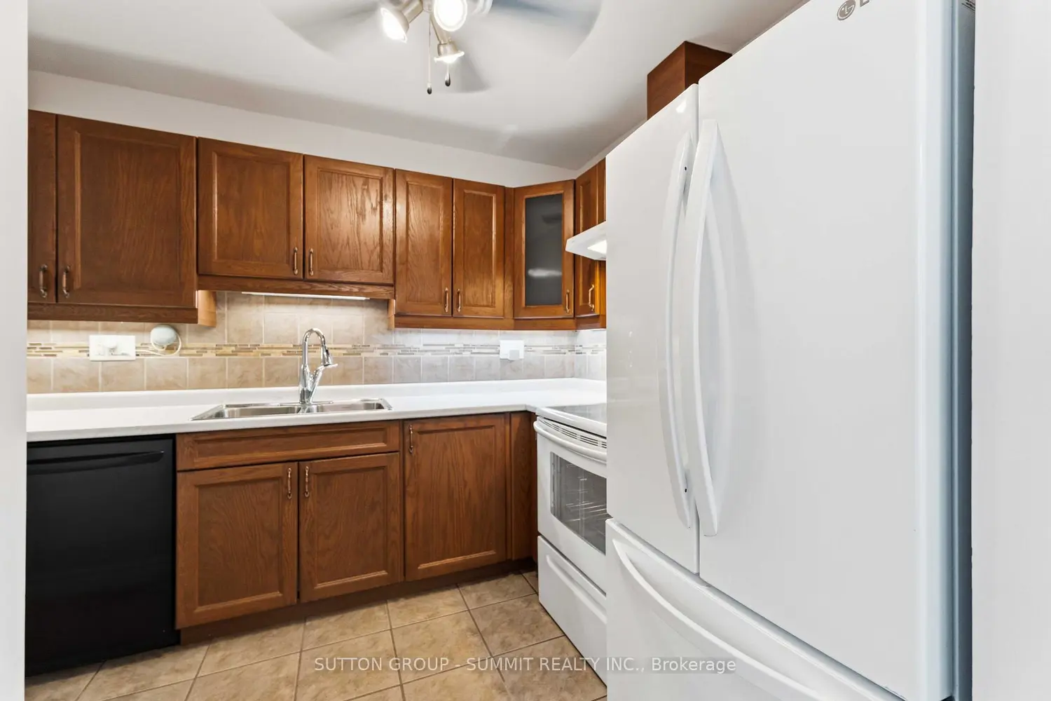 1396 Upper Ottawa Street 27 photo 5