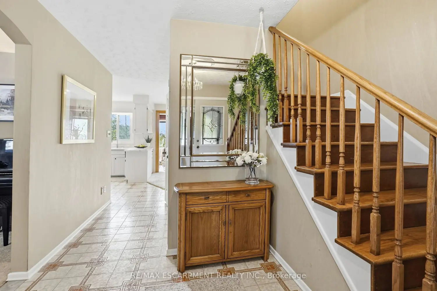 57 Neil Avenue photo 3