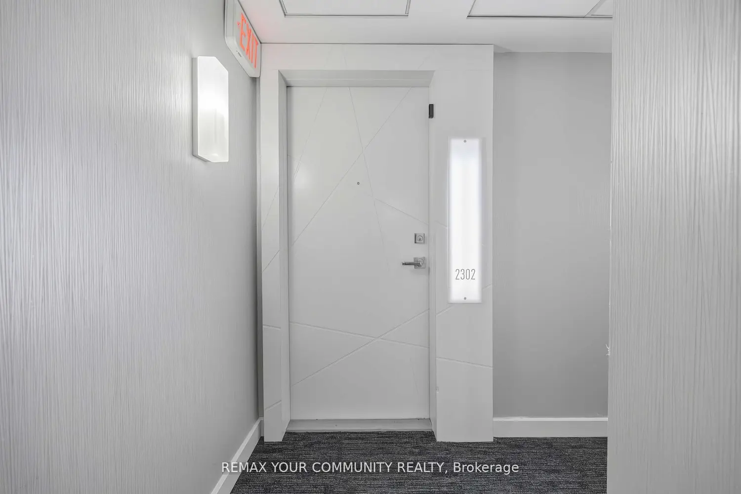 14 York Street 2302 photo 2