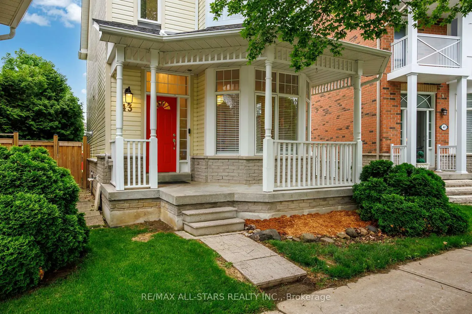43 Cornell Common Road photo 2