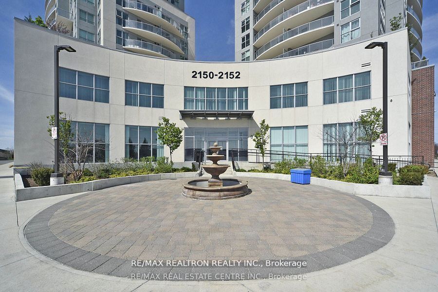 PH08-2152 Lawrence Avenue E, Toronto, ON, M1R 3A8 photo 2
