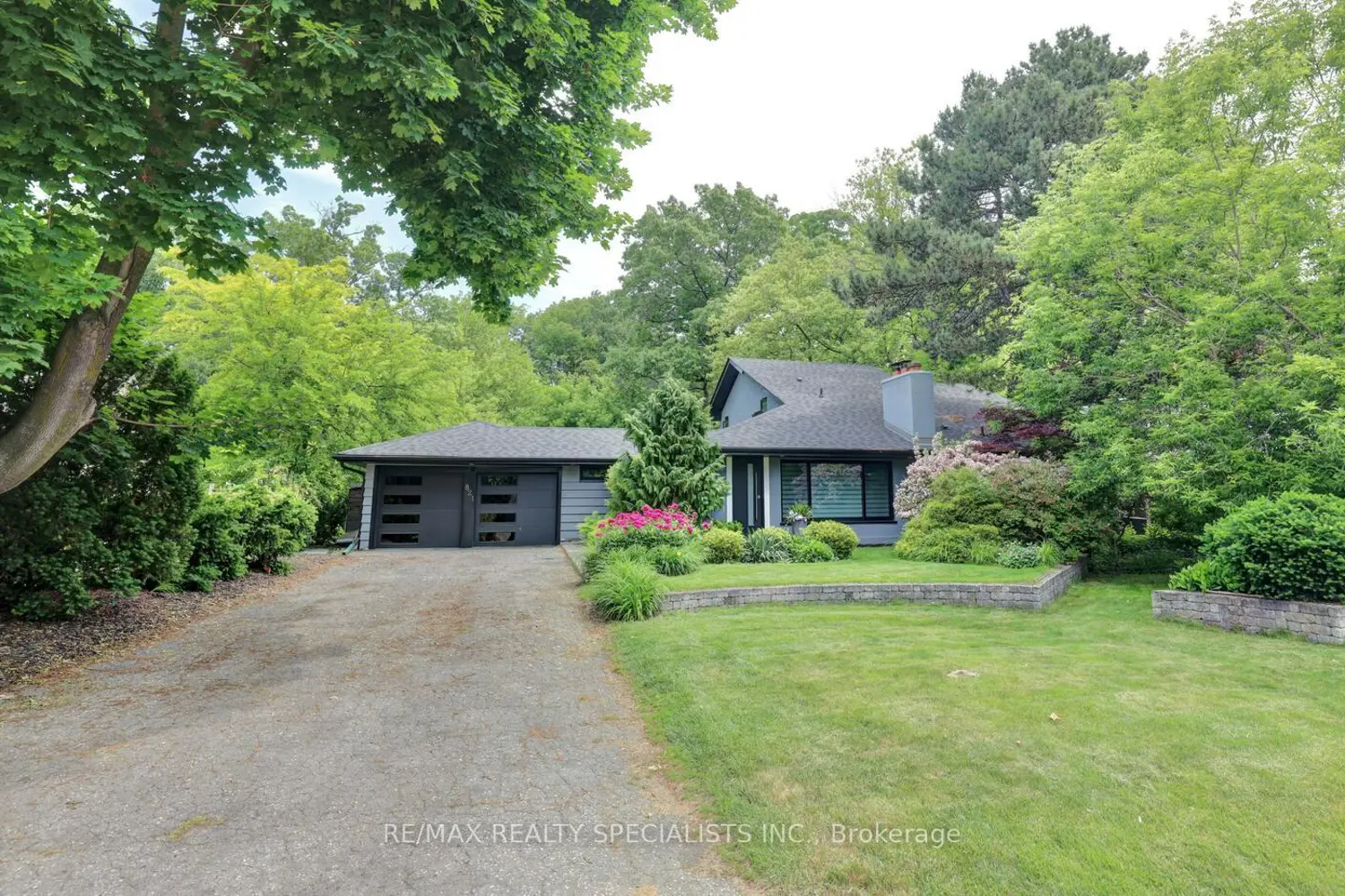 821 Parkland Avenue photo 2