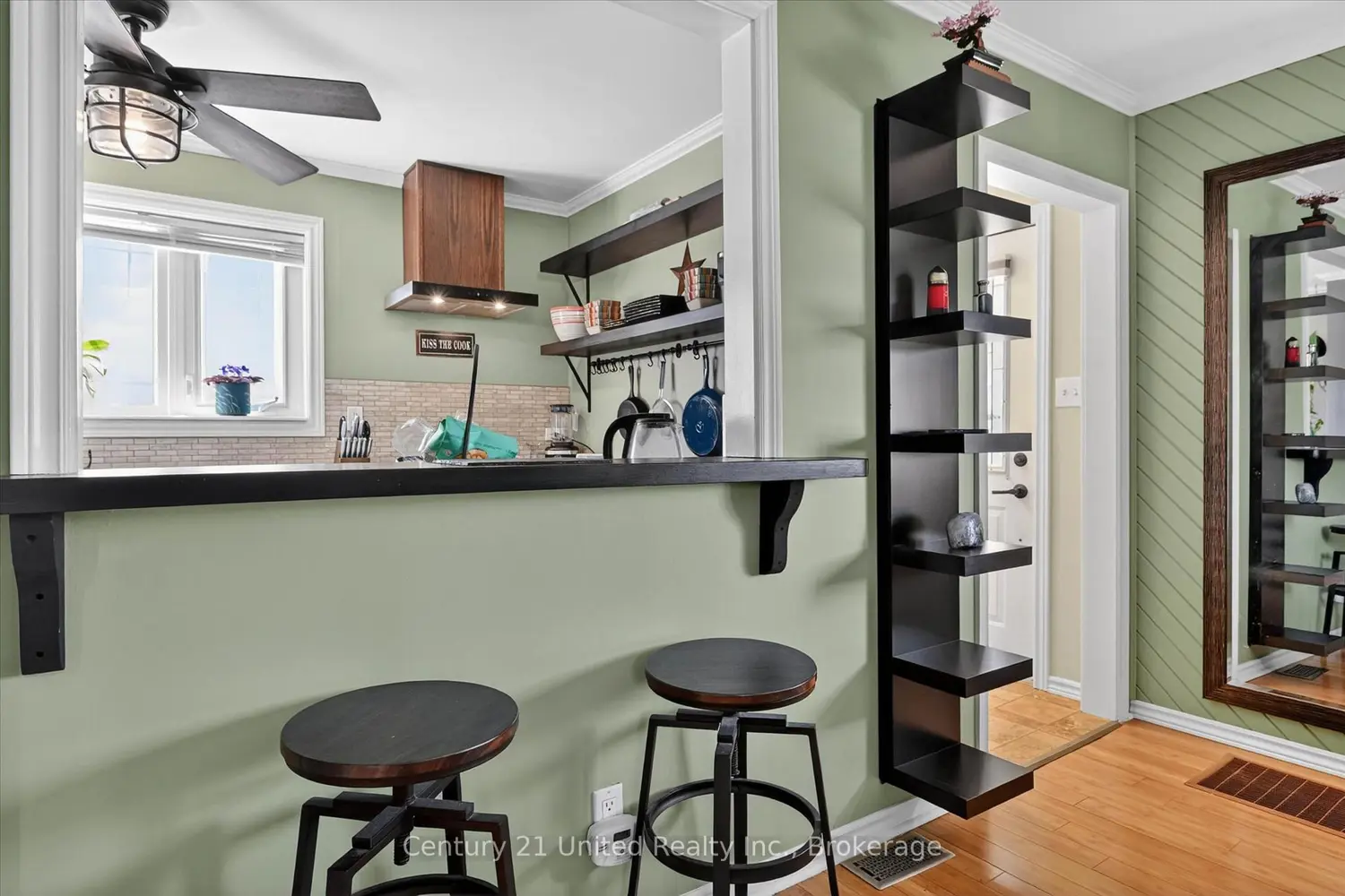 730 Monaghan Road photo 4