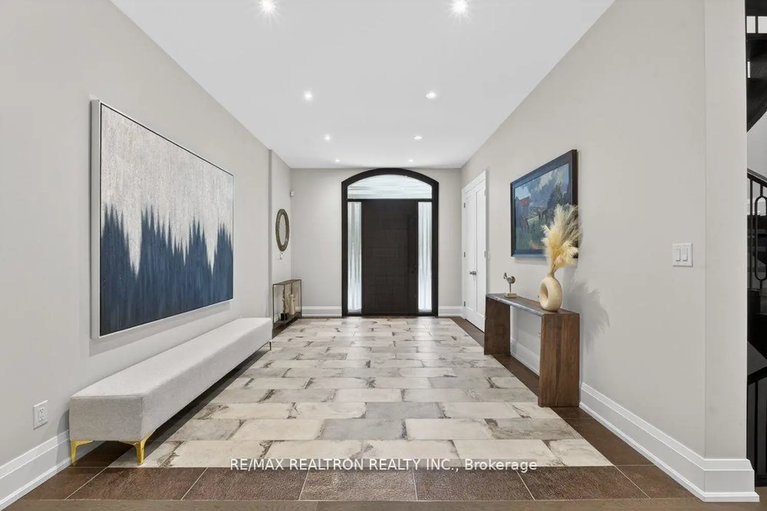 14705 Jane Street photo 5