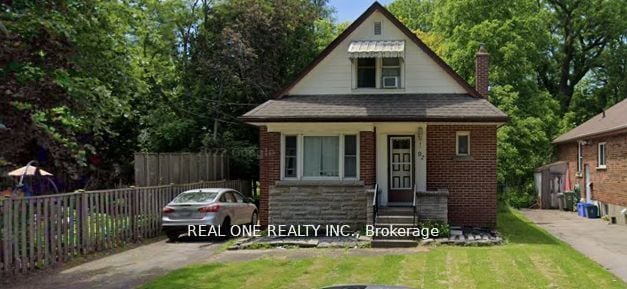 B101-103-92 Binkley Crescent W, Hamilton, ON, L8S 3L1