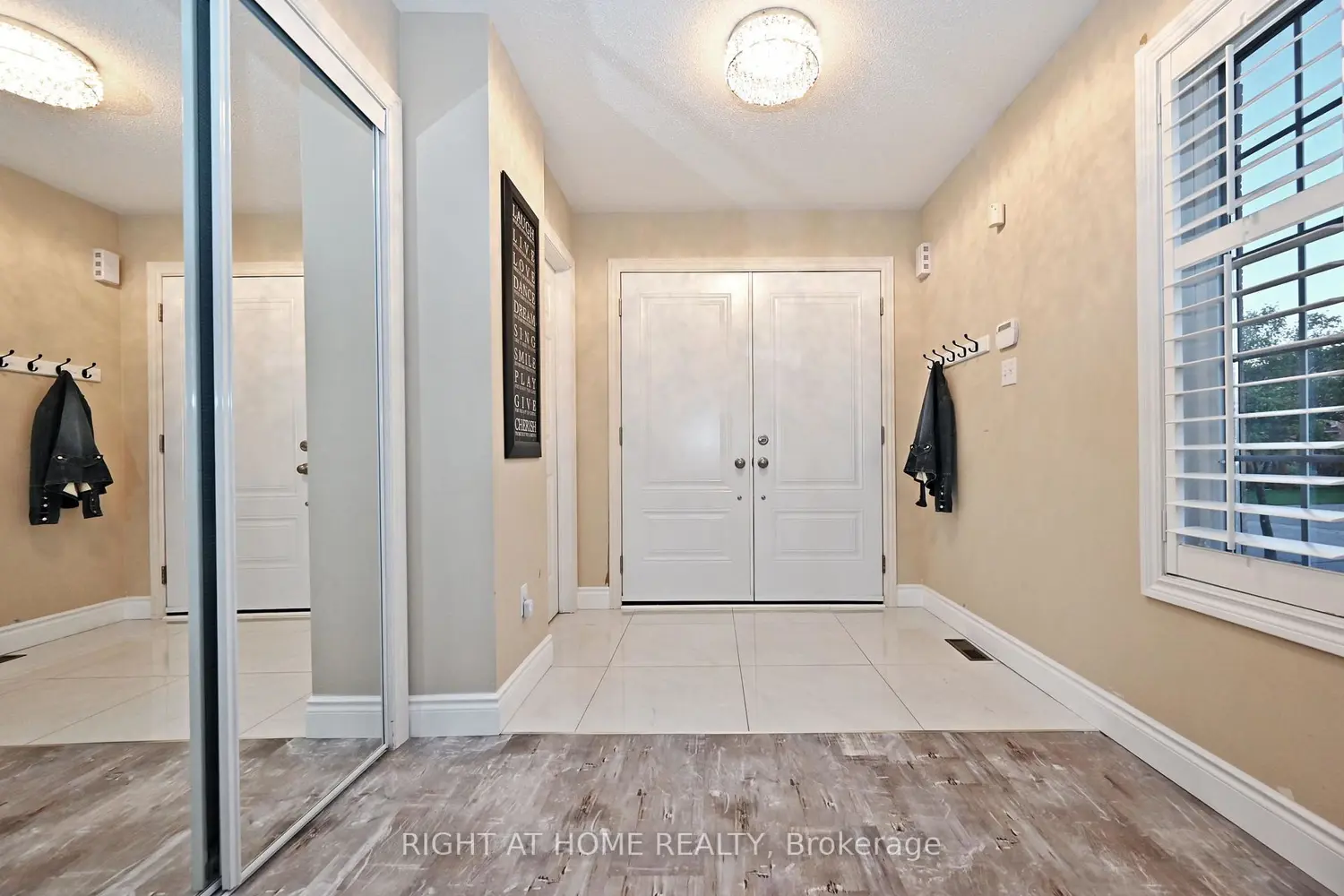 73 Bloomgate Crescent photo 2