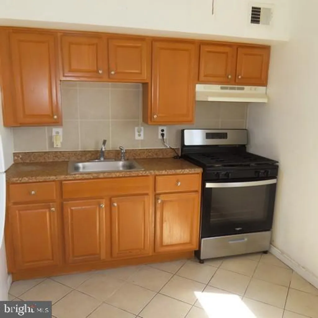 819 Oglethorpe Street NE, Washington, DC 20011 photo 3
