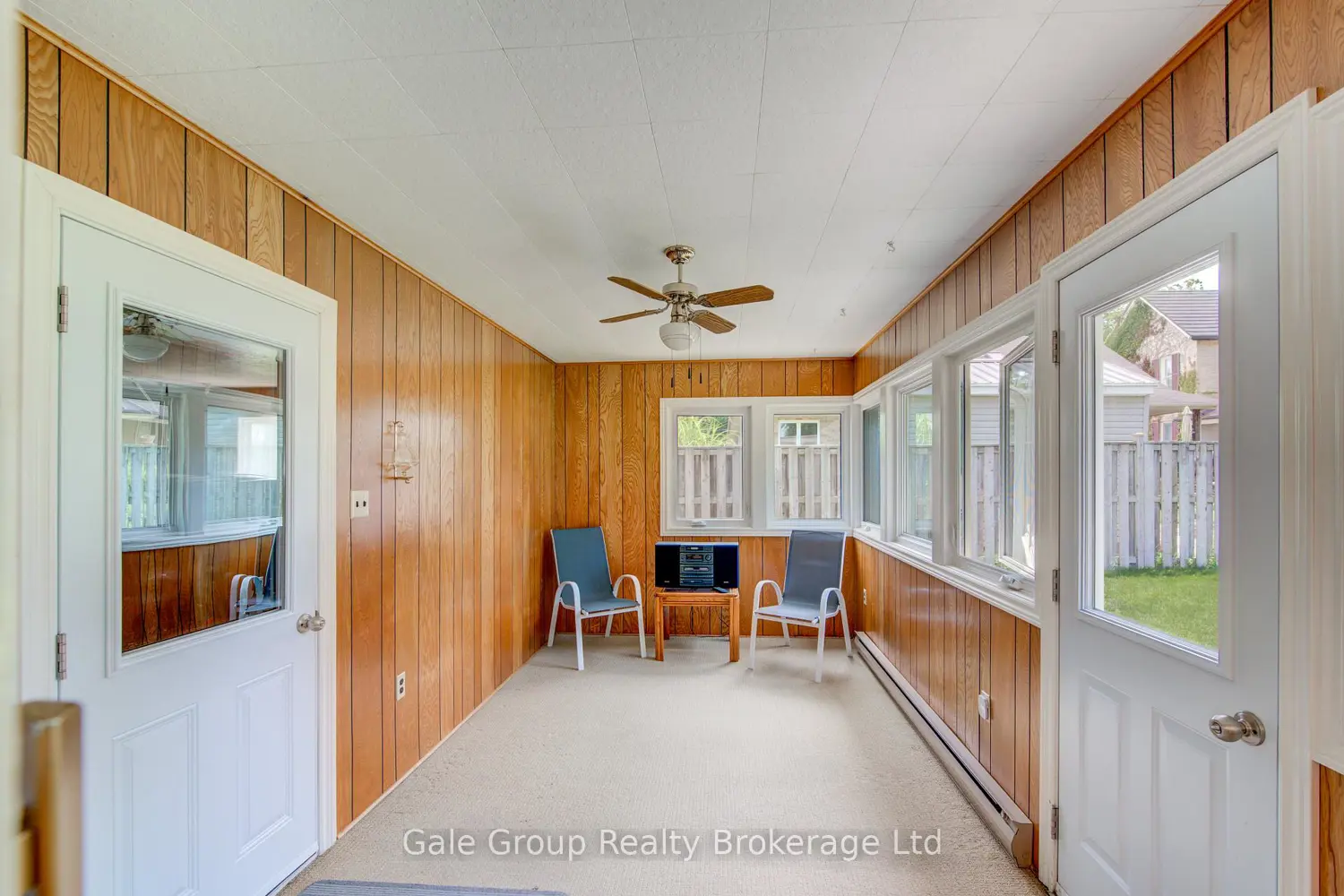 74 Pine Street photo 4
