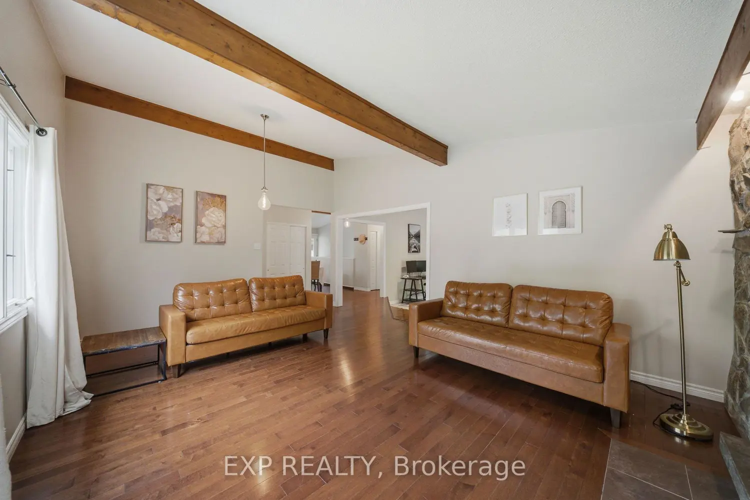 136 Resthaven Avenue photo 4