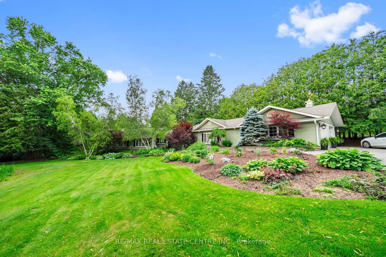 2 Cedar Drive photo 5