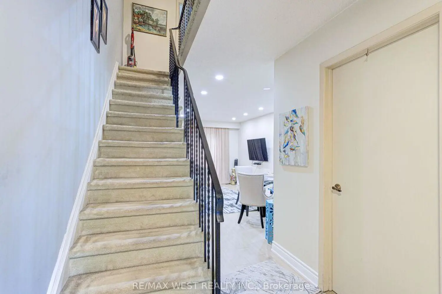 83 Irwin Road 22 photo 3
