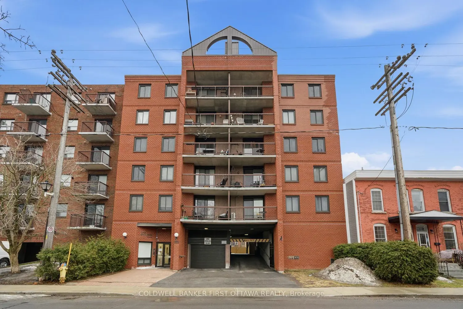 222 Guigues Avenue 402