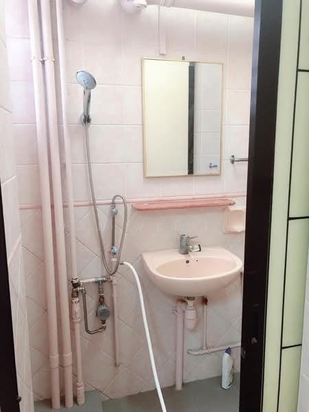 809 Hougang Central photo 3