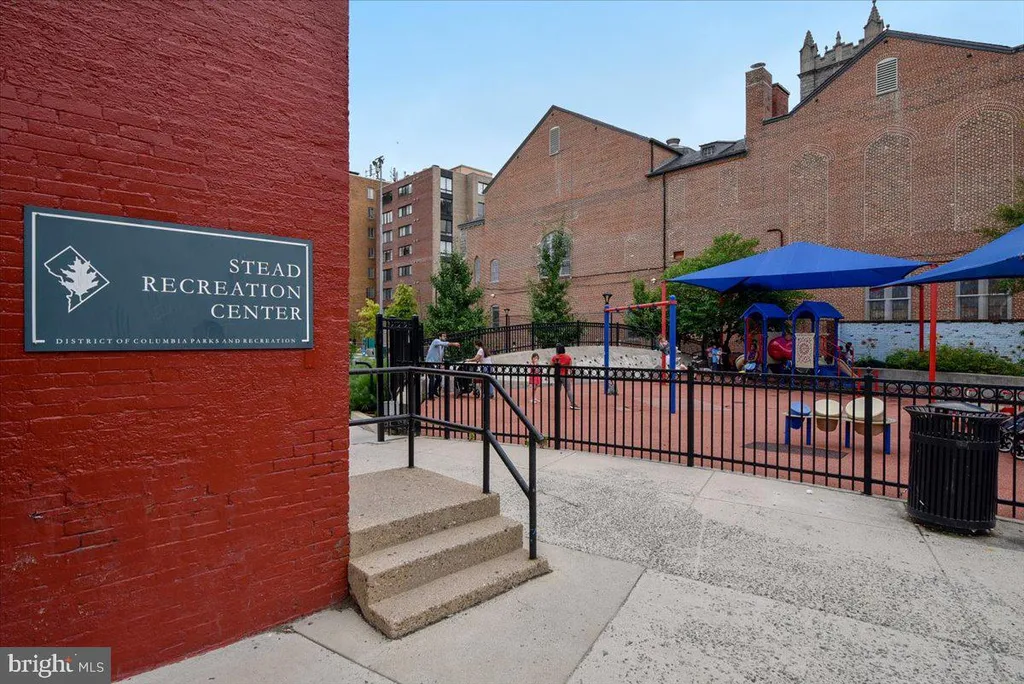 2550 17th Street NW Unit 403, Washington, DC 20009