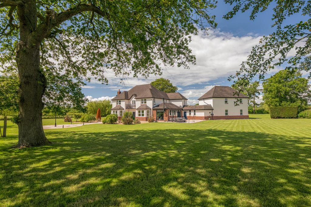 5 bed detached house for saleWilloughbridge, Market Drayton, Staffordshire TF9