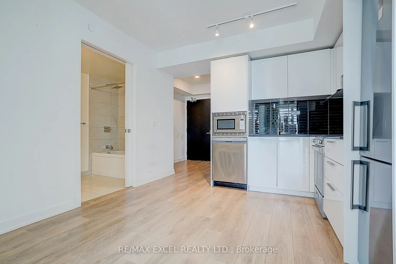 501 Yonge Street 3509 photo 5