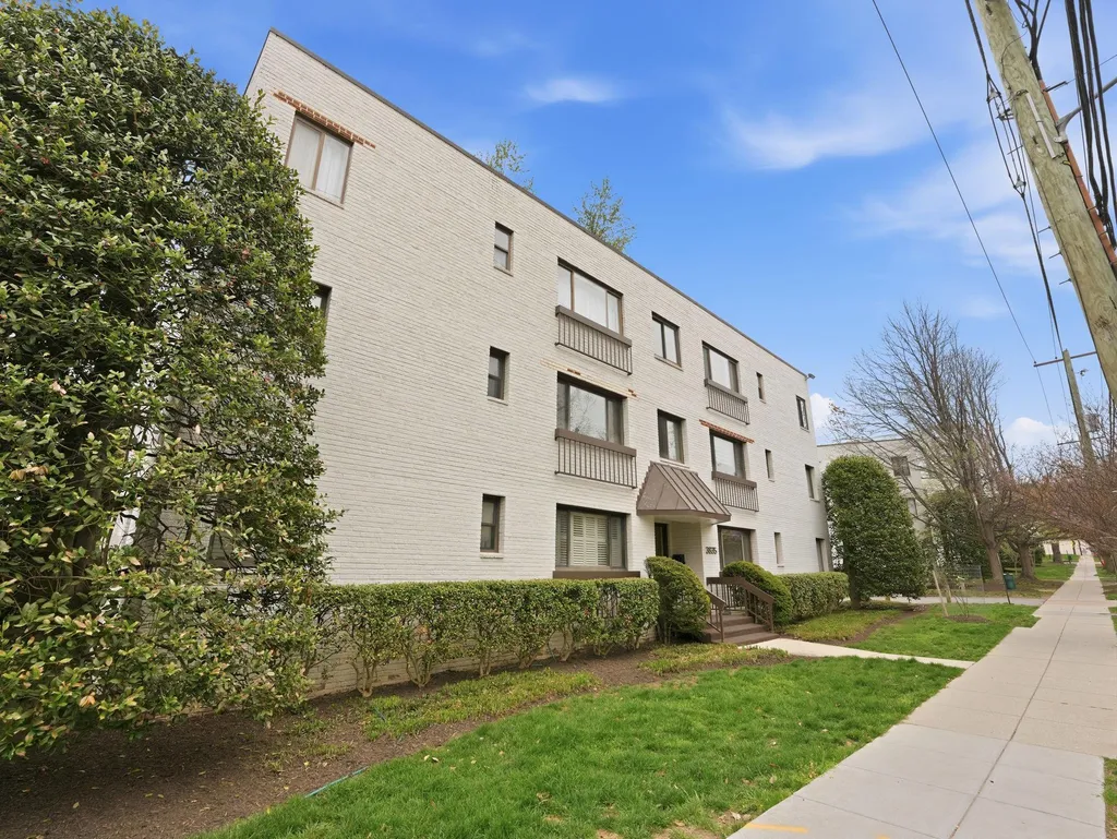 3835 Davis Place NW Unit 2, Washington, DC 20007 photo 3