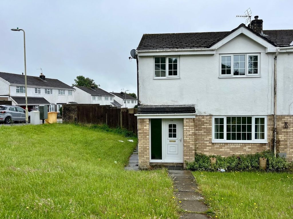 3 bed semi-detached house for saleHighfields, Brackla, Bridgend, Bridgend County. CF31