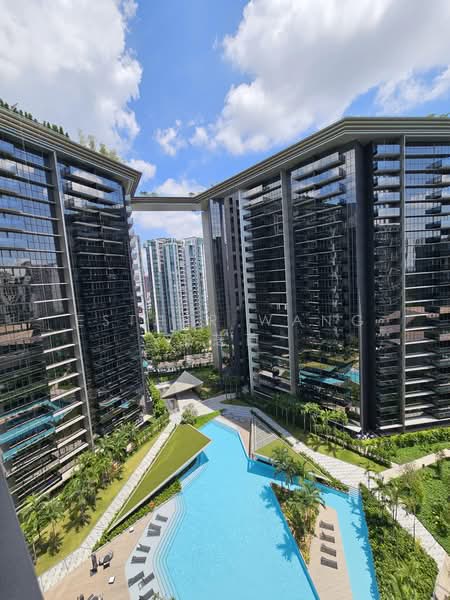 16 Amber Gardens