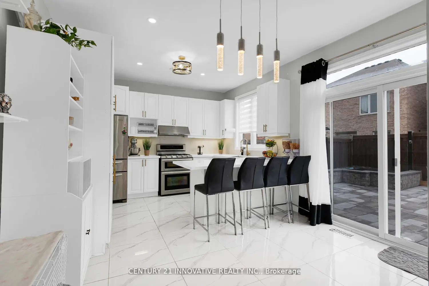 17 Arfield Avenue photo 4