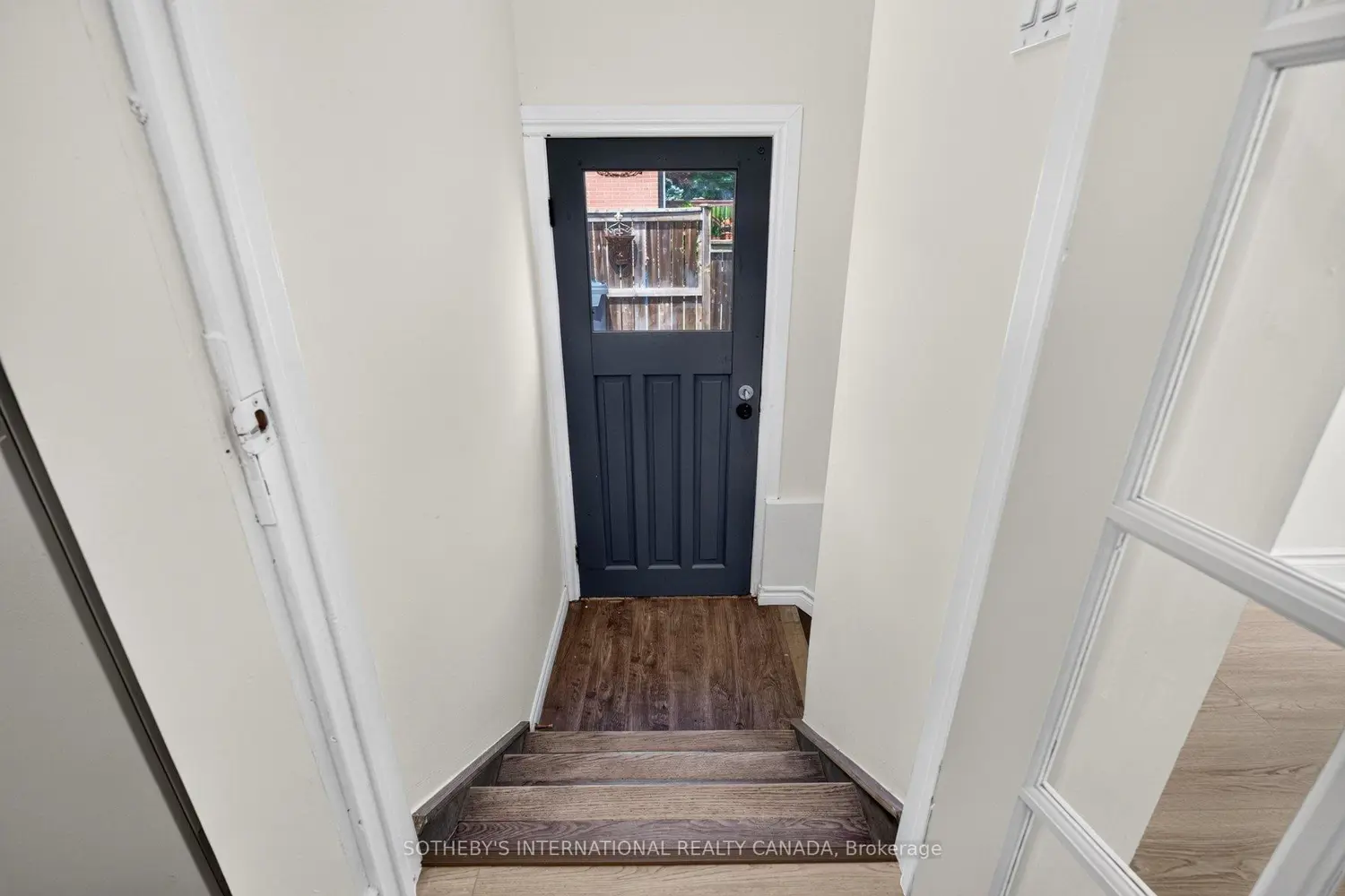 2265 Prospect Street photo 4